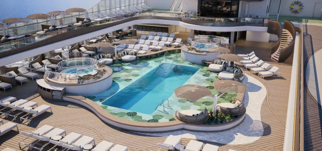 Oceania pool deck